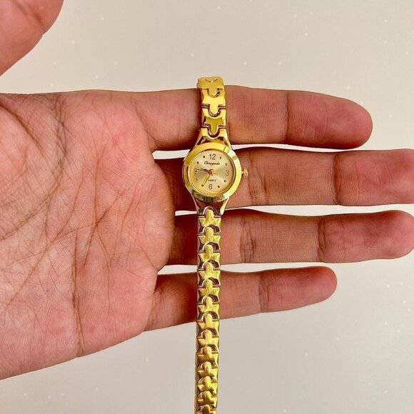 cute gold round stainless steel quartz watch - Picture 1 of 4